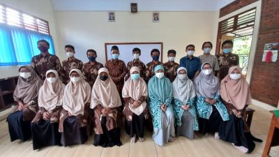 Studi banding dari SMP IT Baitussalam ke SMP IT Alam Nurul Islam