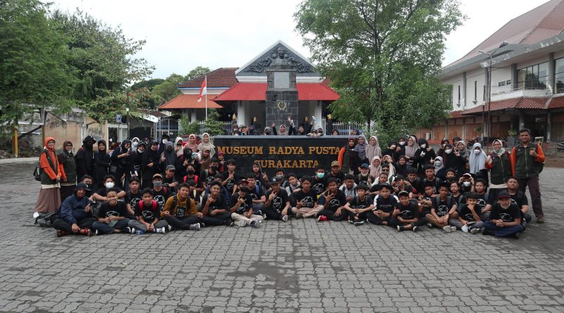 CA #2 Angkatan 13 Perjalanan Menuju Museum Keris Nusantara dan Museum Radya Pustaka Surakarta
